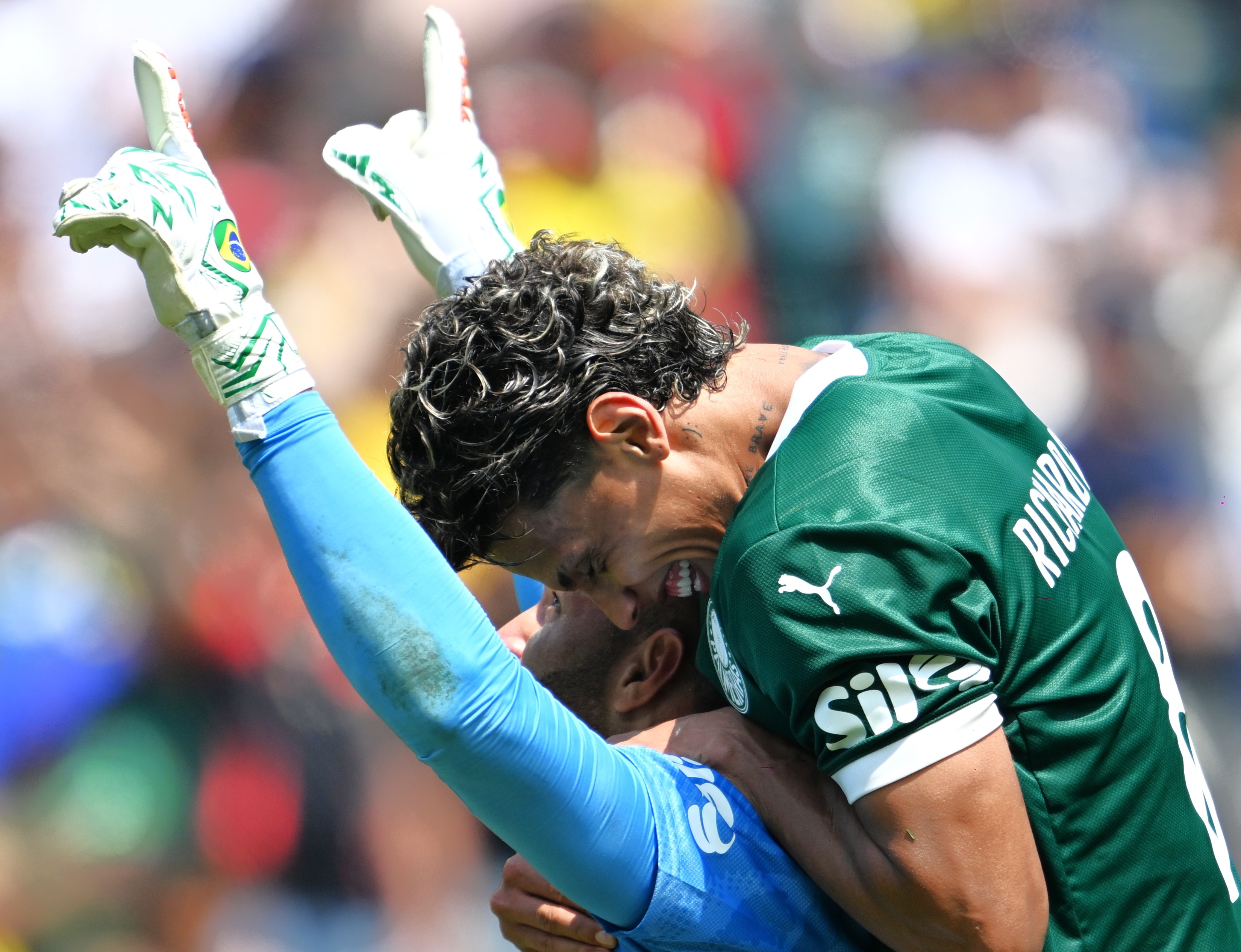 详细阅读:HB SPORTS-关于萨拉赫在雄鹿比赛中赛况扑朔迷离,连败引发热议!的信息 HB SPORTS-关于萨拉赫在雄鹿比赛中赛况扑朔迷离,连败引发热议!的信息