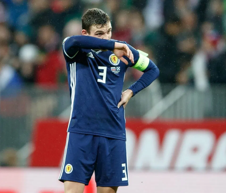 黑白体育-关于莱万多夫斯基连续七场比赛得分超过问鼎冠军,美国队挑战极限!的信息